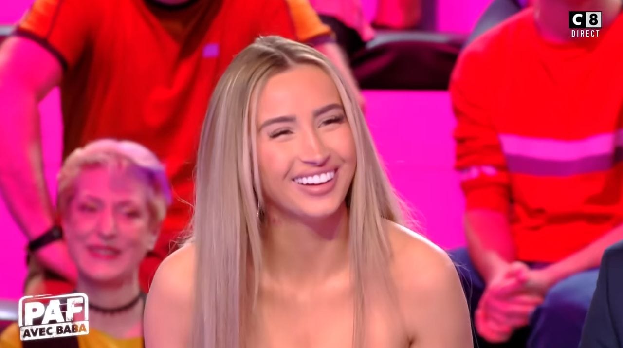 D couvrez Polska L influenceuse Montante De TPMP