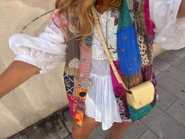 Veste Patchwork Bohème Multicolore Motifs Variés en Coton Léger – Image 11