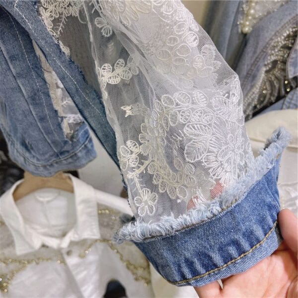 Veste en Jean Patchwork en Dentelle pour un Style Unique et Élégant – Image 11
