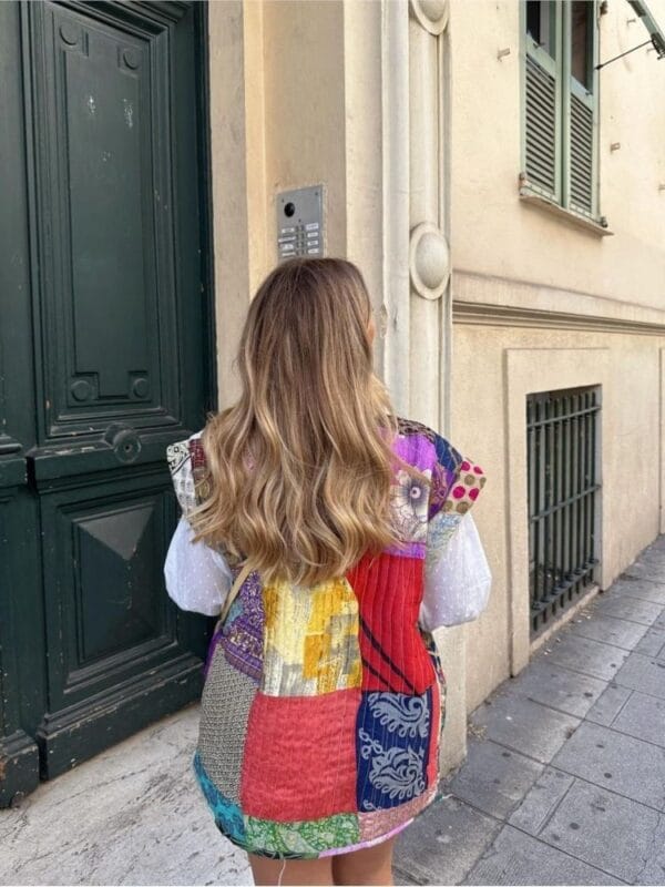 Veste Patchwork Bohème Multicolore Motifs Variés en Coton Léger – Image 3