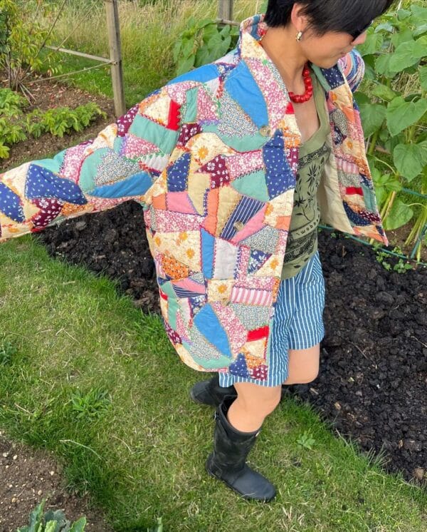 Veste Patchwork Multicolore Tendance avec Motifs Floraux et Géométriques – Image 2